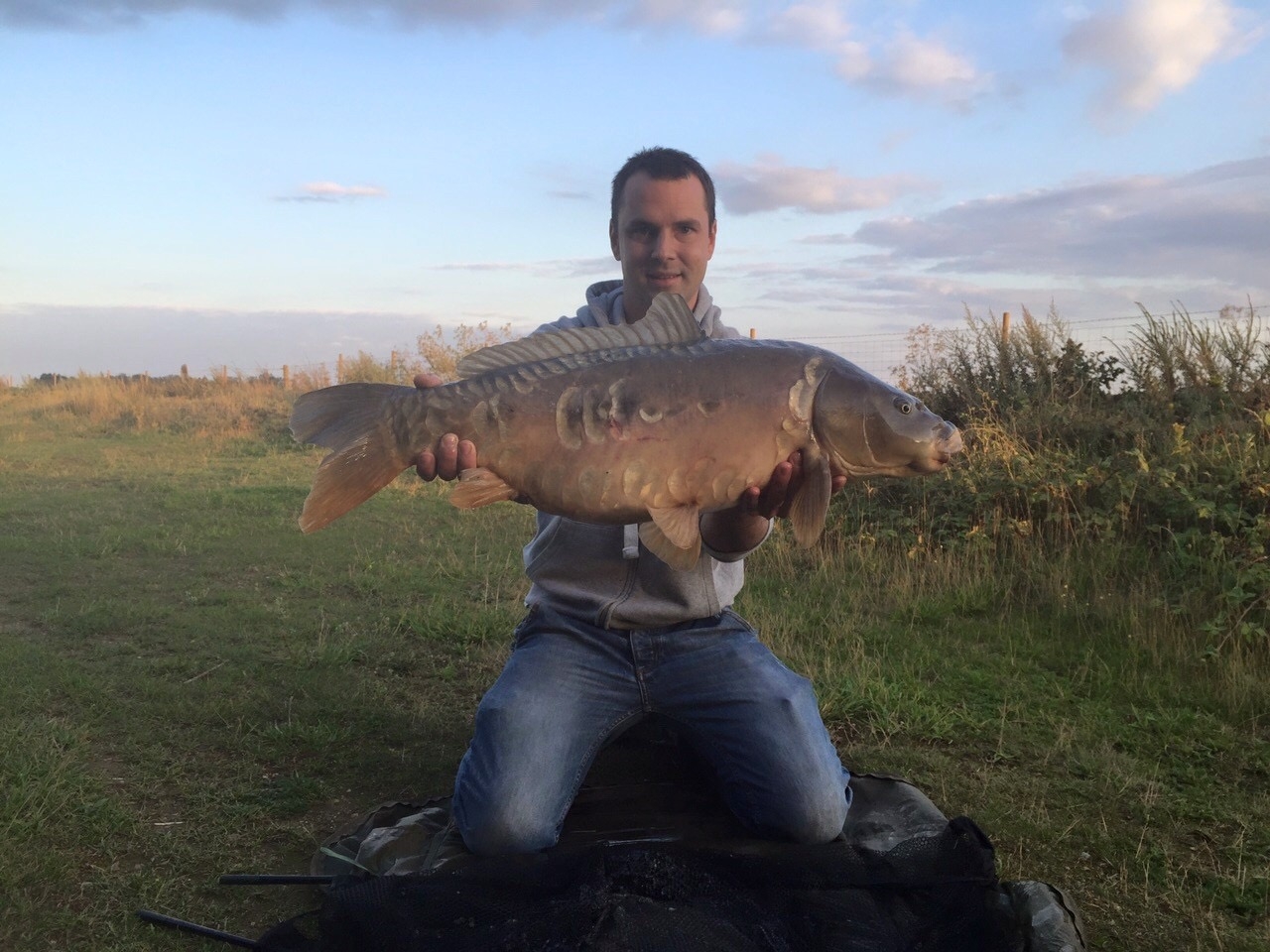 Mikey Brand with a 25lb Mirror he caught from Block Fen A pit. He also managed a 15lb, two 9lb and 7lb.